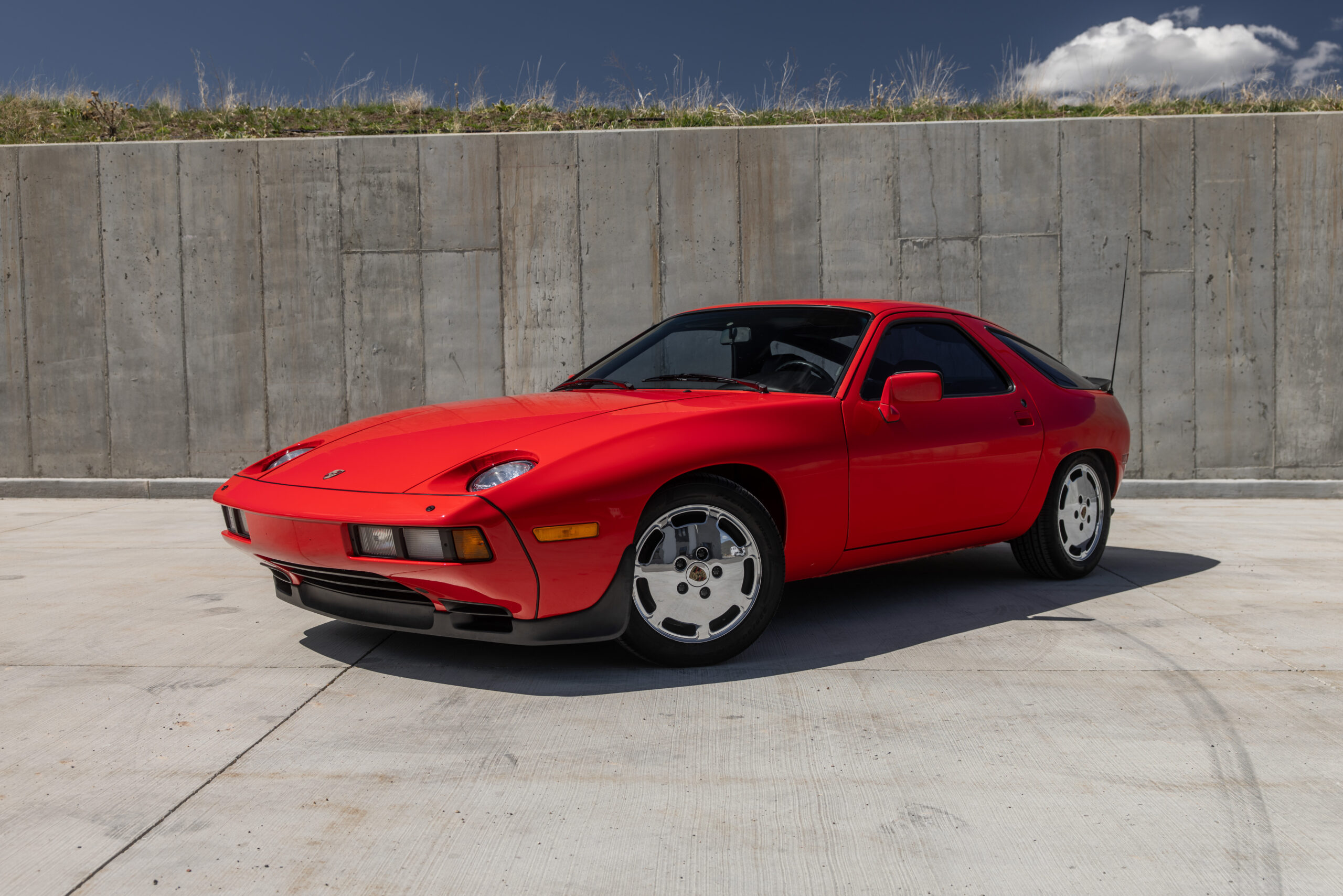 Image of Porsche 928