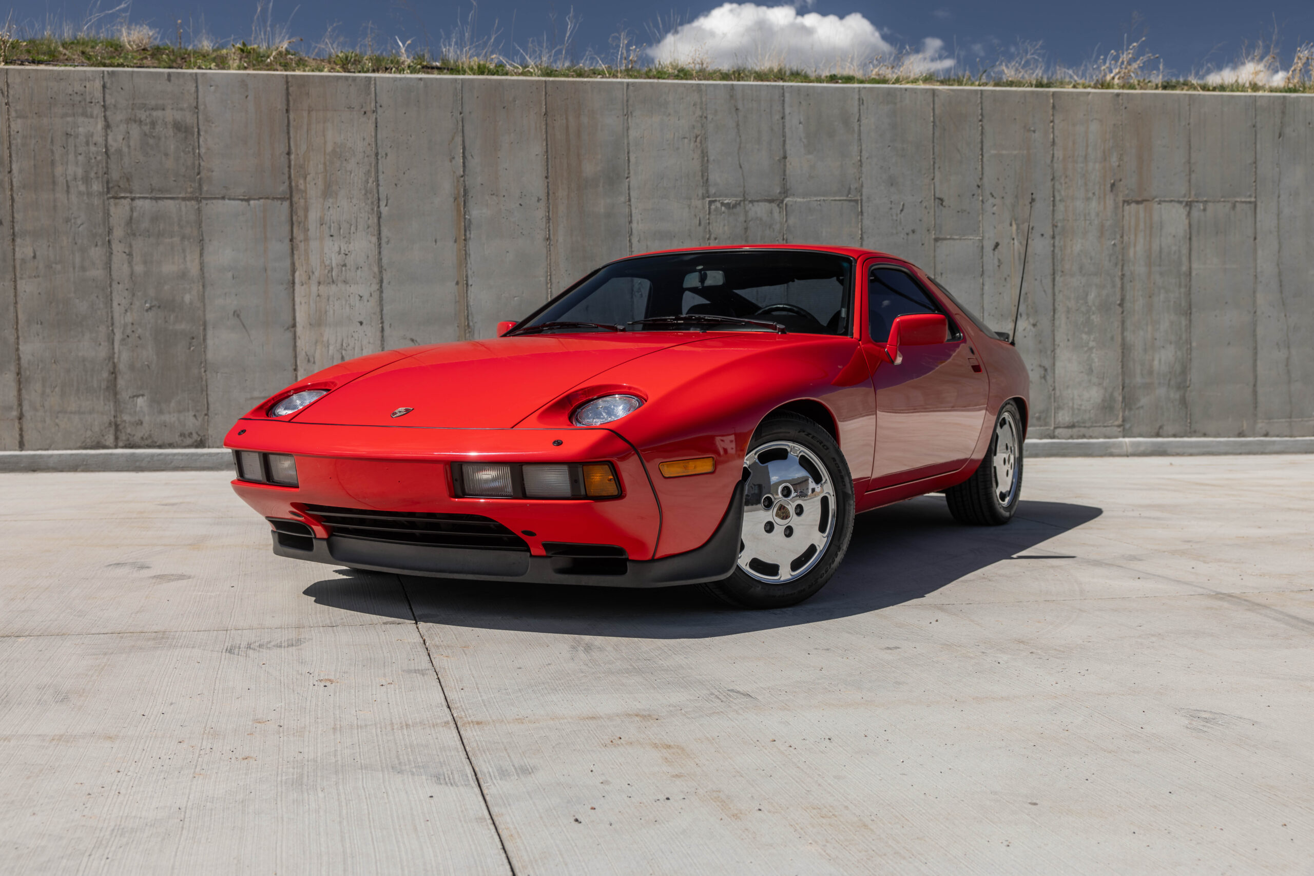 Image of Porsche 928