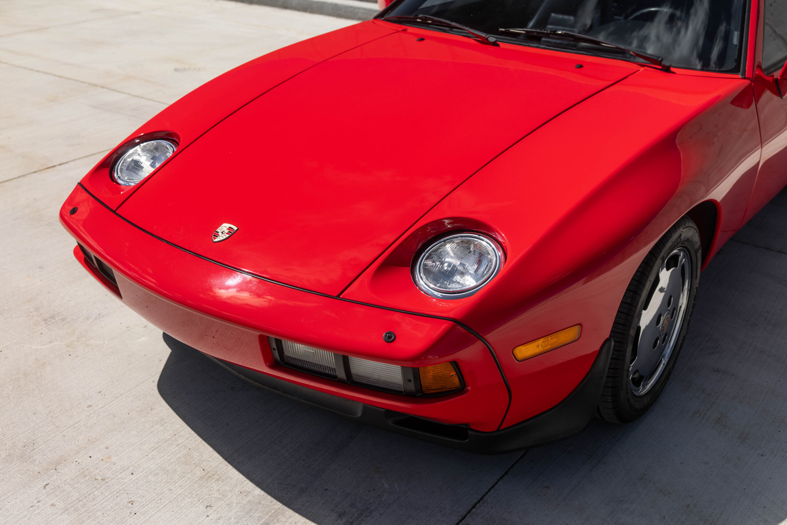 Image of Porsche 928