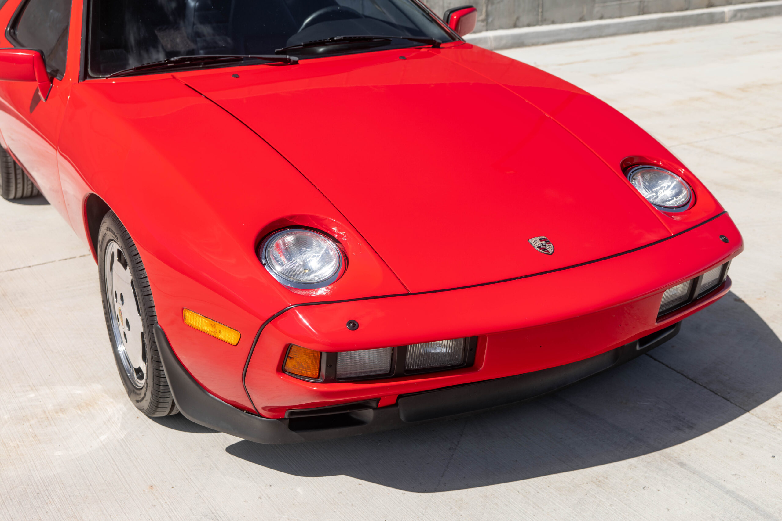 Image of Porsche 928