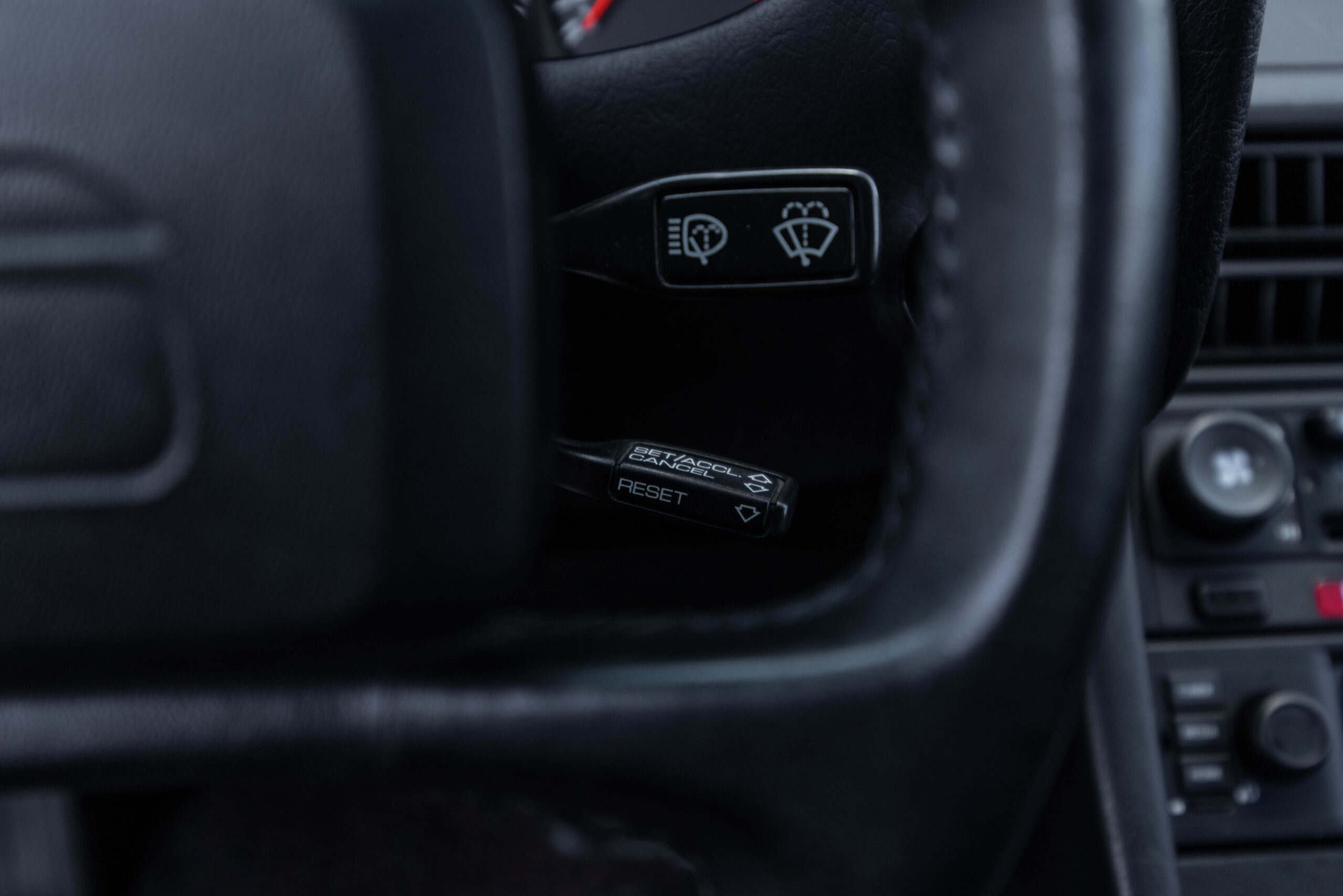 Image of Porsche 928