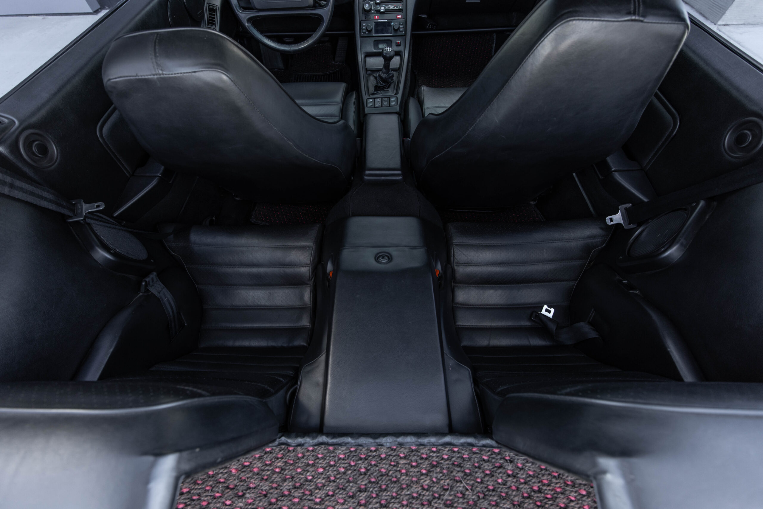 Image of Porsche 928