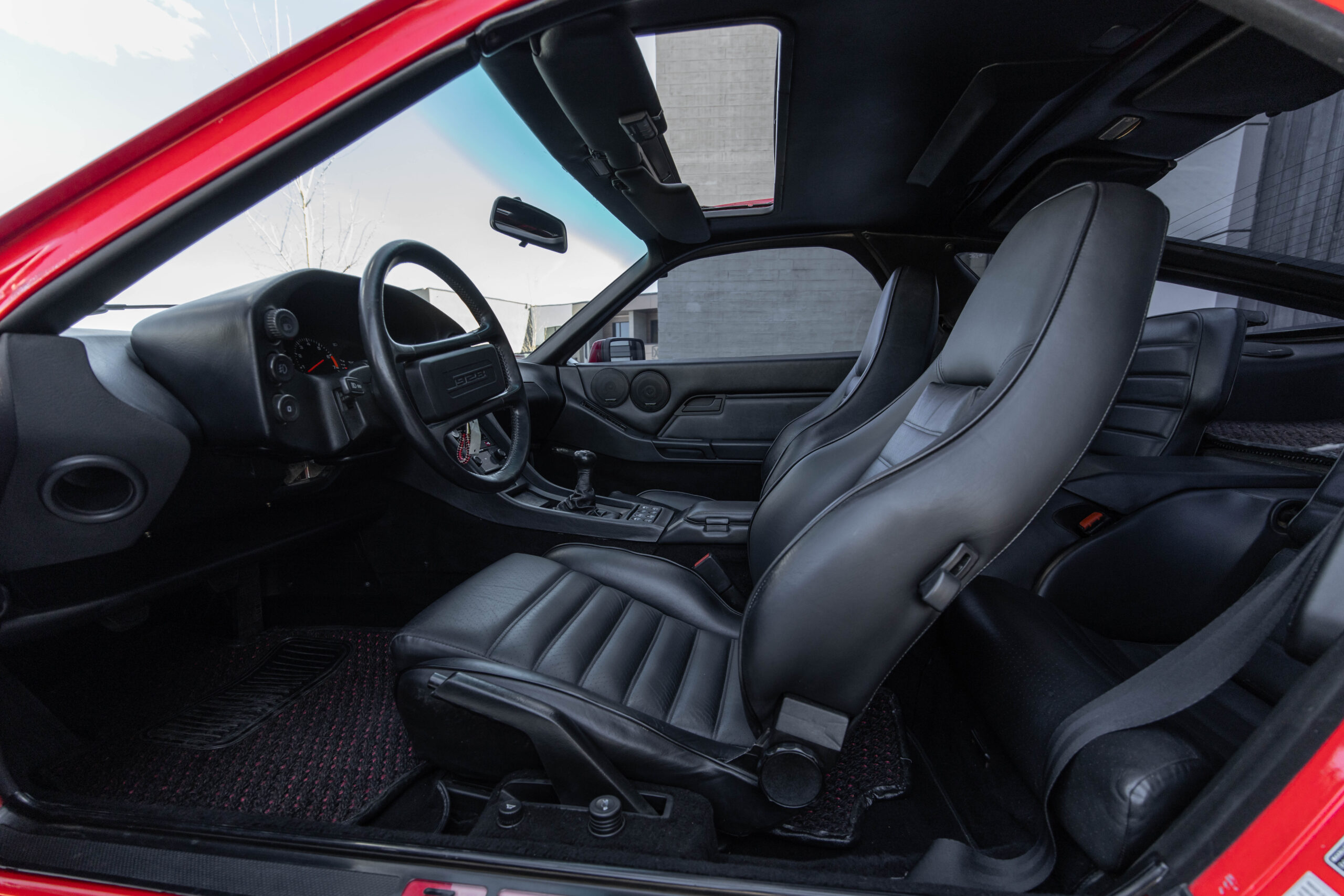 Image of Porsche 928