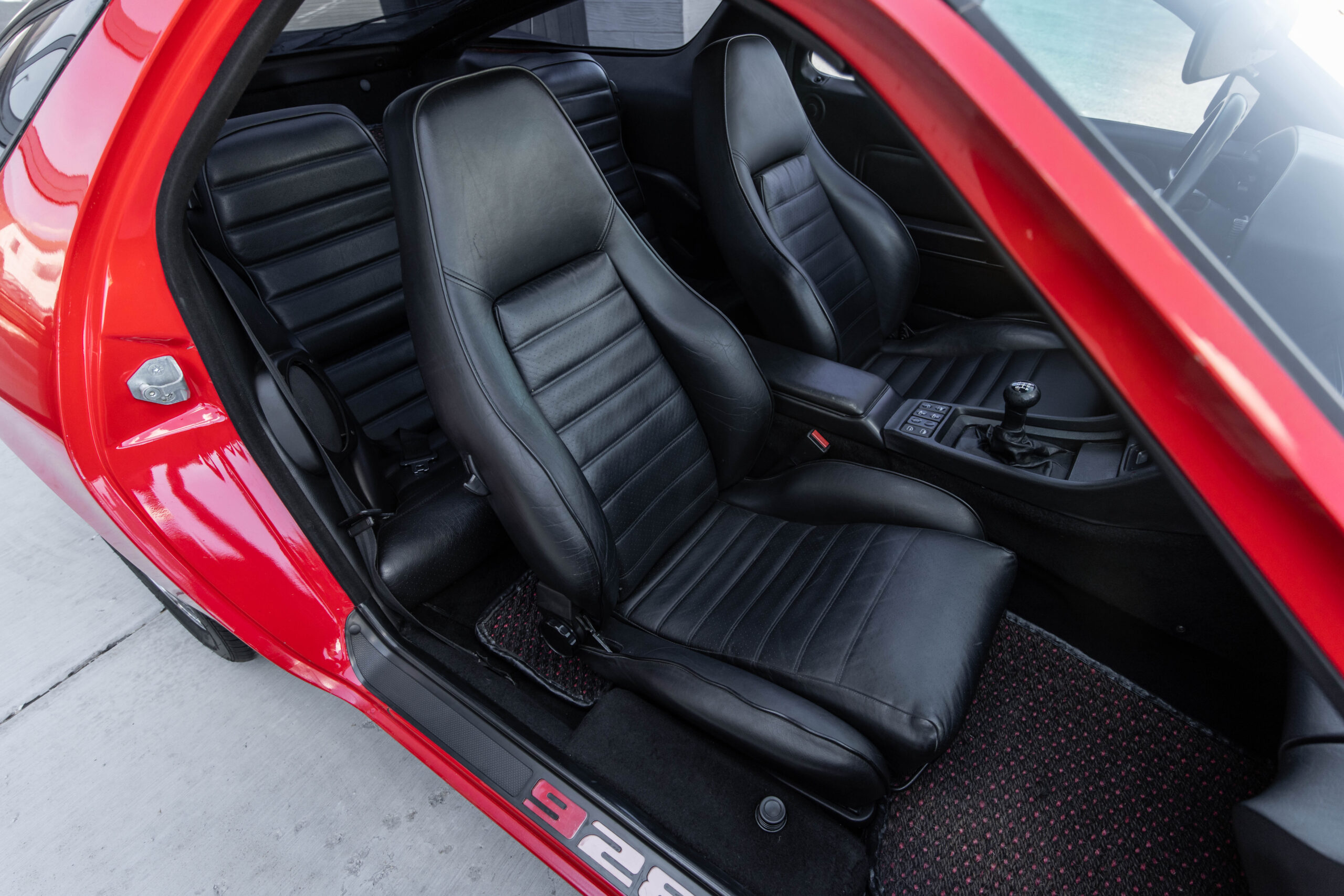 Image of Porsche 928